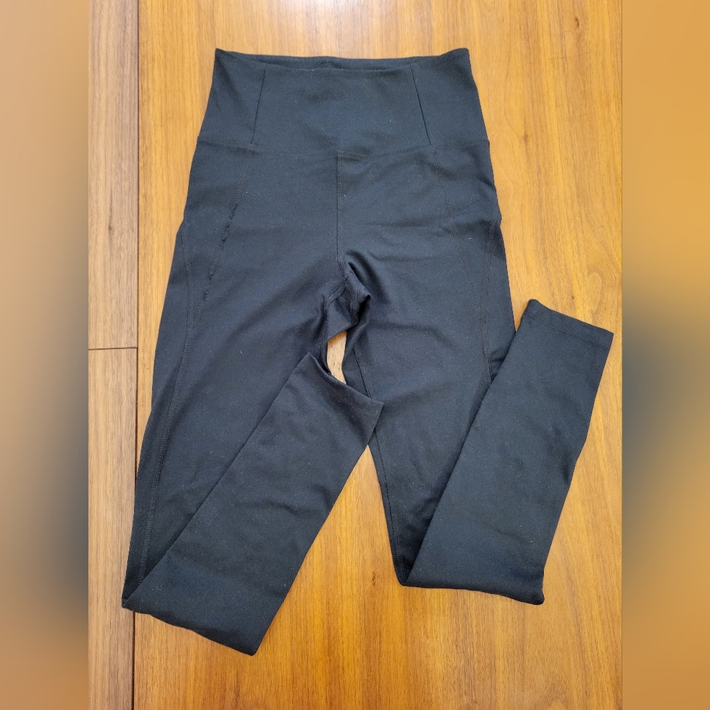 Girlfriend Collective compression leggings